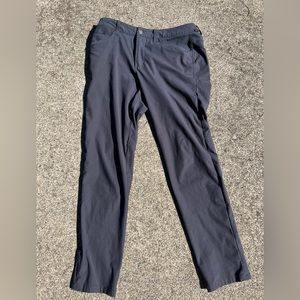 Lululemon Men’s size 30 pants